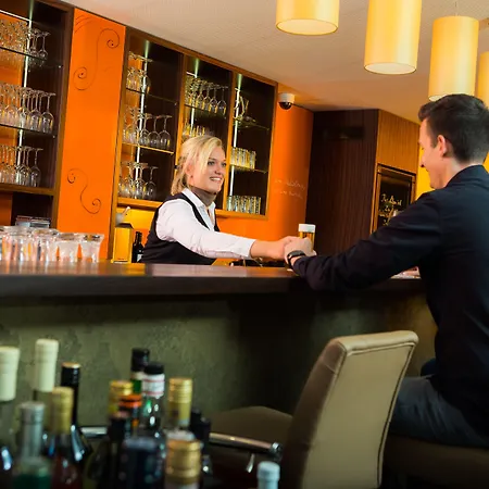 Hotel Stadthotel Am Römerturm 4*