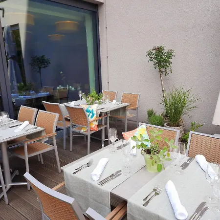 Hotel Stadthotel Am Roemerturm Kolonia