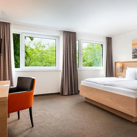 Stadthotel Am Römerturm Hotel