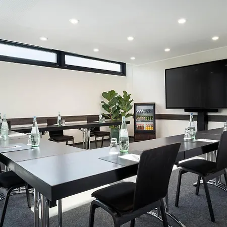 Stadthotel Am Römerturm 4*