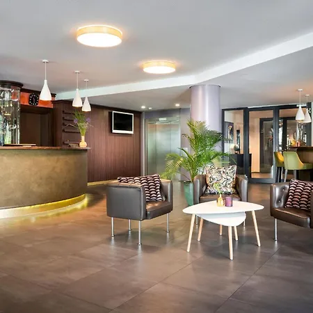 Stadthotel Am Roemerturm 4* Colonia