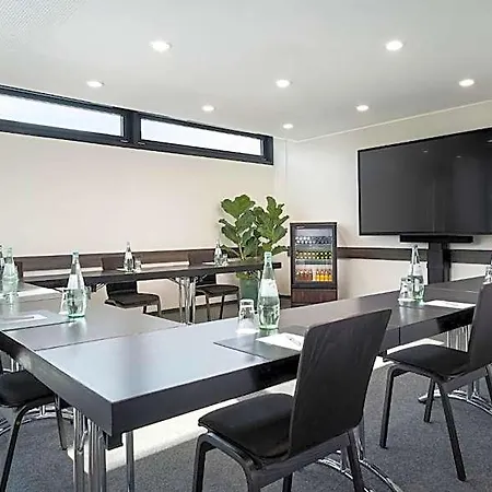 Stadthotel Am Roemerturm Hotel 4*