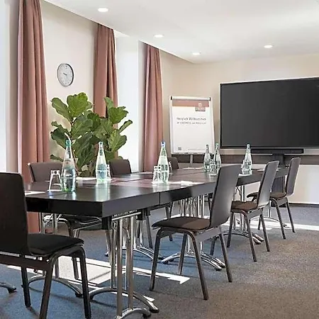 Hotel Stadthotel Am Roemerturm 4*