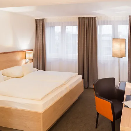 Hotel Stadthotel Am Roemerturm Kolonia