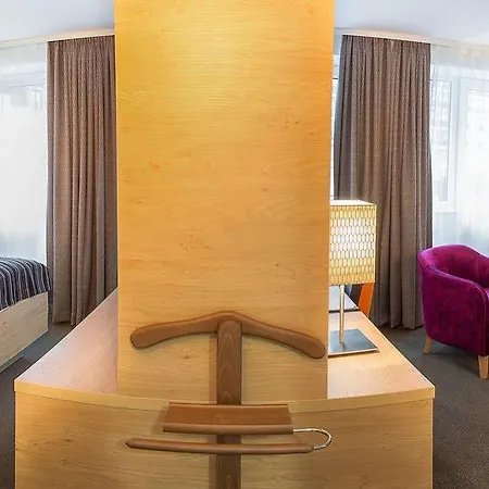 Hotel Stadthotel Am Roemerturm Kolonia