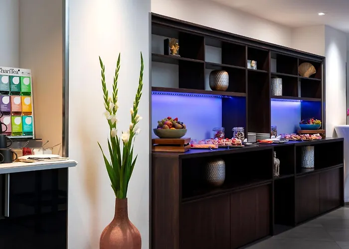 Stadthotel Am Roemerturm 4*