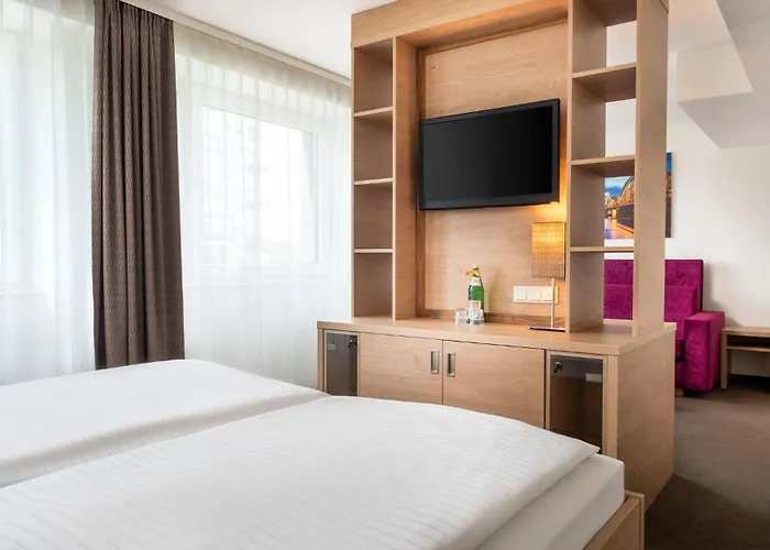 Stadthotel Am Roemerturm Kolín nad Rýnem