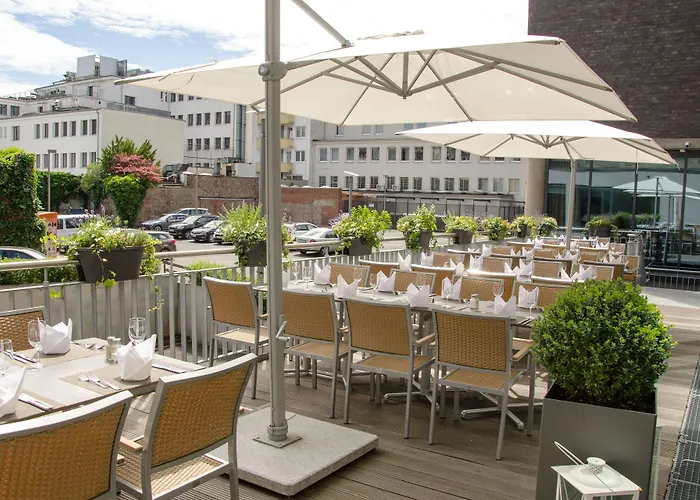 Hotel Stadthotel Am Roemerturm 4*