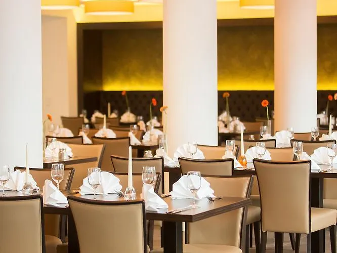 Stadthotel Am Roemerturm Hotel 4*