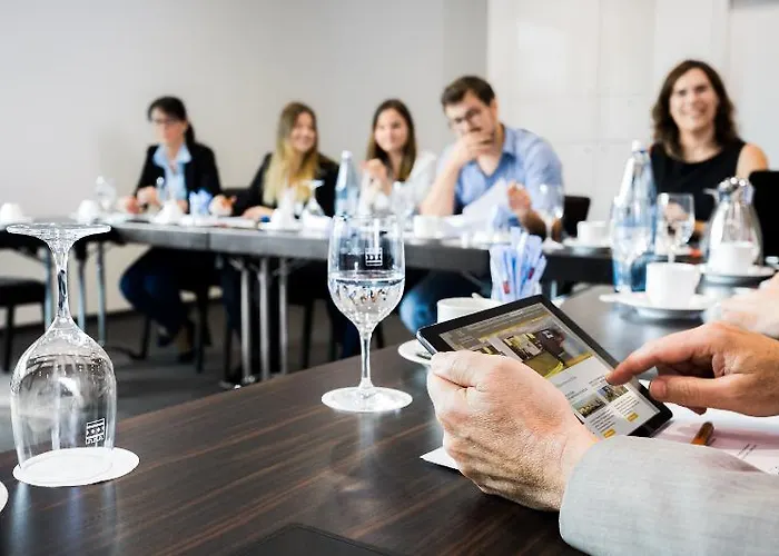 Hotel Stadthotel Am Roemerturm 4*