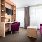 Stadthotel Am Roemerturm 4* Кёльн