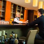 Отель Stadthotel Am Roemerturm 4*