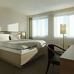 Отель Stadthotel Am Roemerturm