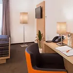 Stadthotel Am Roemerturm Кёльн