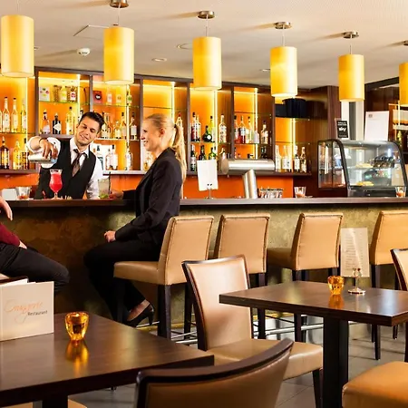 Stadthotel Am Roemerturm Hotell 4*