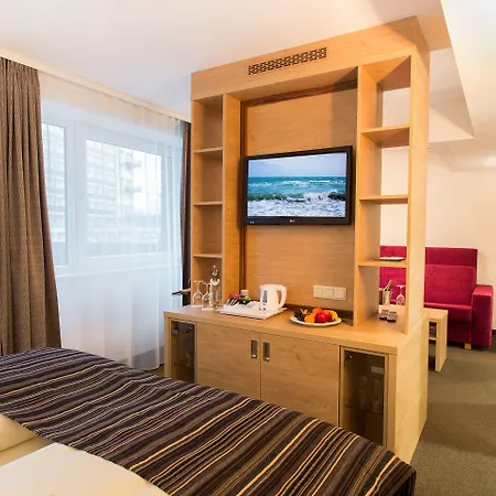 シュタットテル アム ローマートゥルム ホテル ケルン